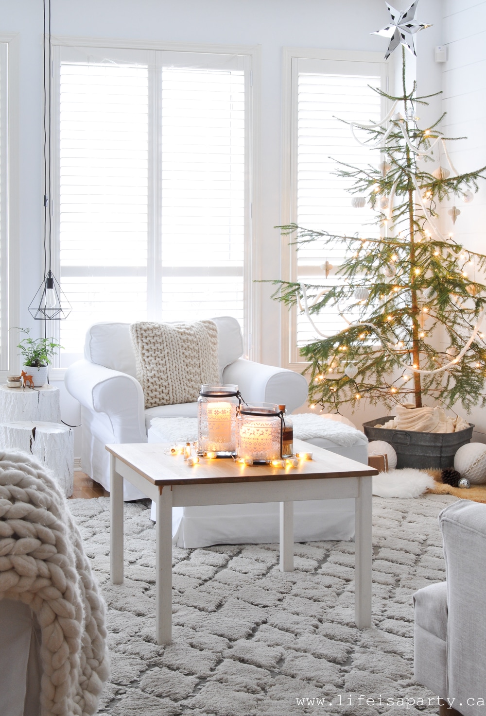 Scandinavian Christmas decor living room