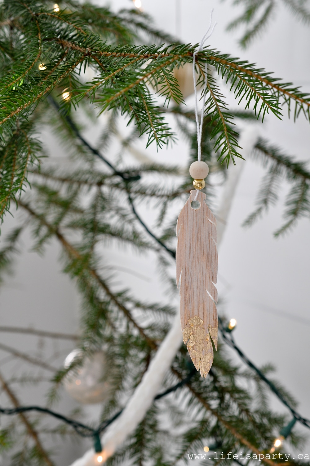 Cricut Christmas ornament