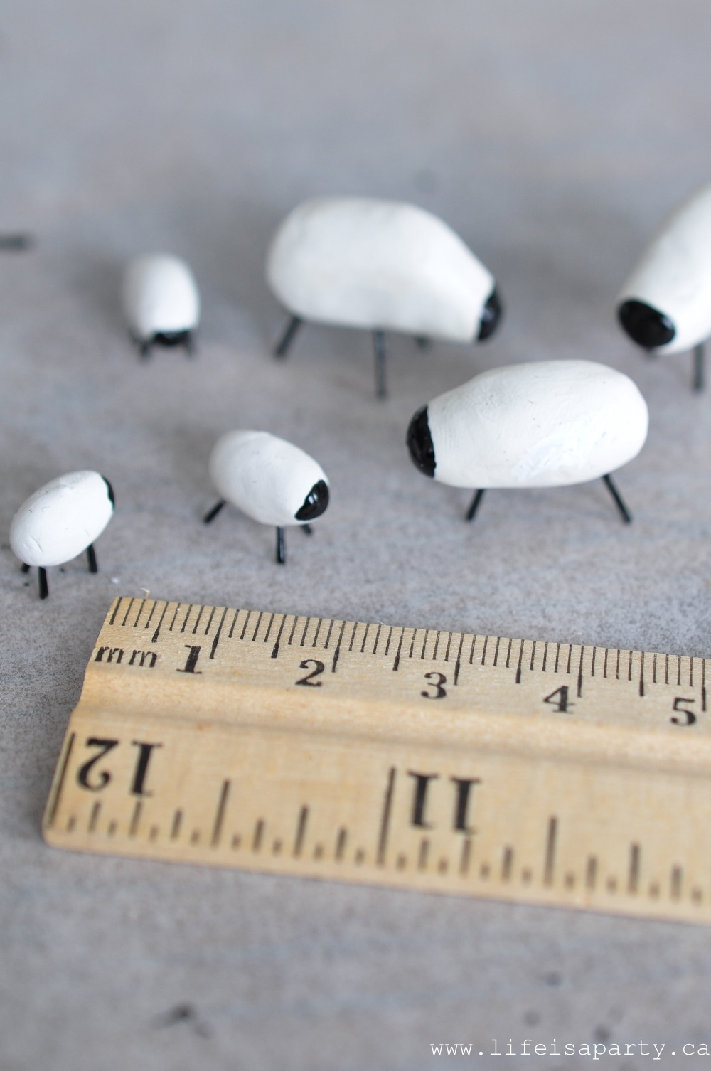how to make miniature sheep