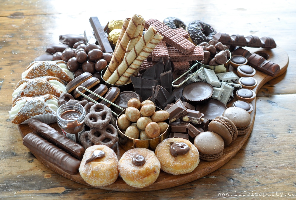 how to make a Chocolate Charcuterie Snack Board