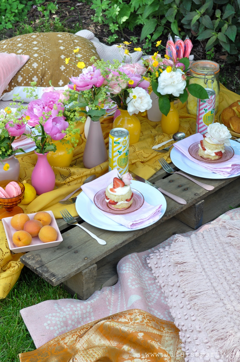 pink and yellow table