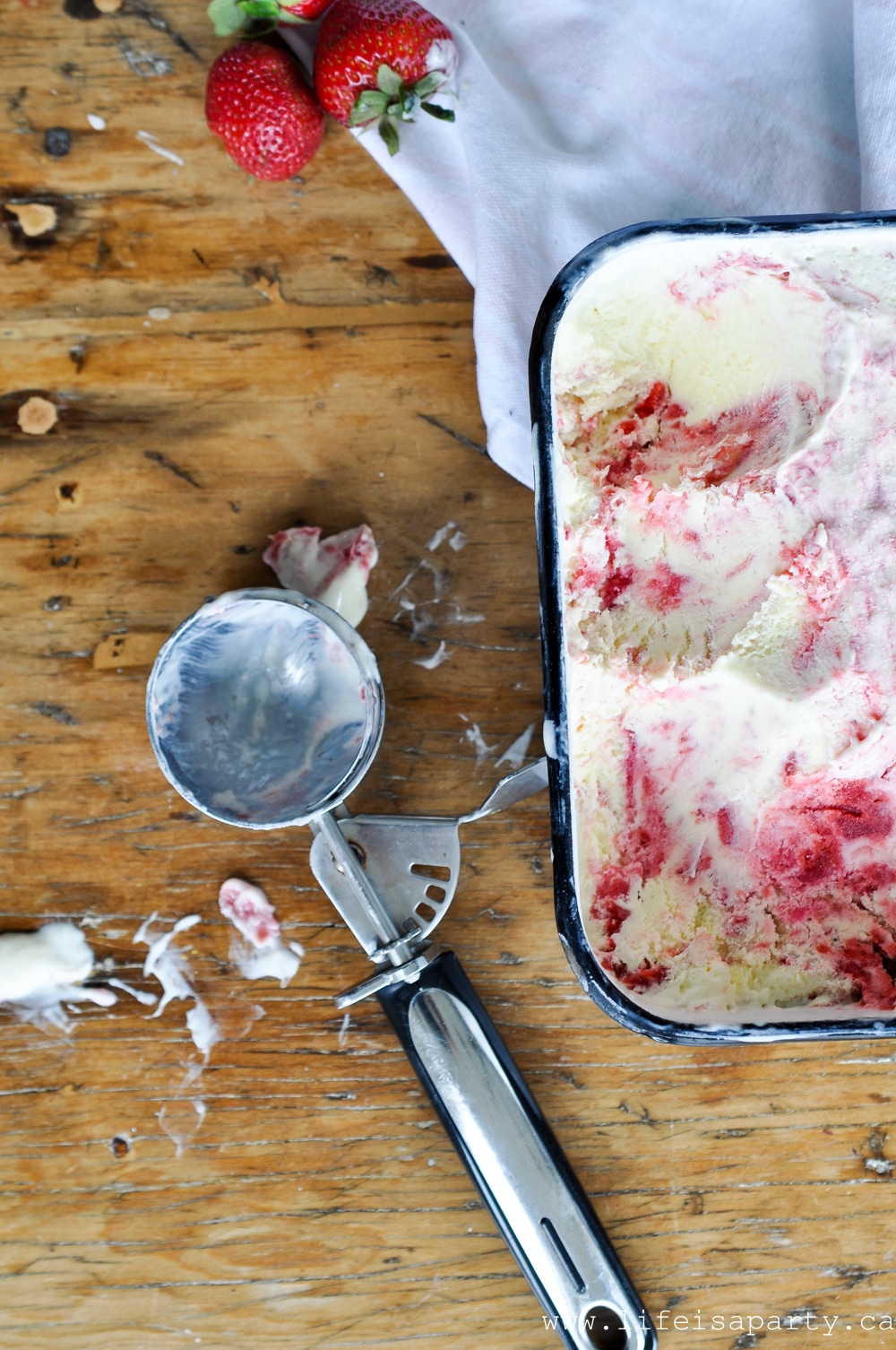 Homemade Rhubarb and Strawberry Ice Cream Recipe