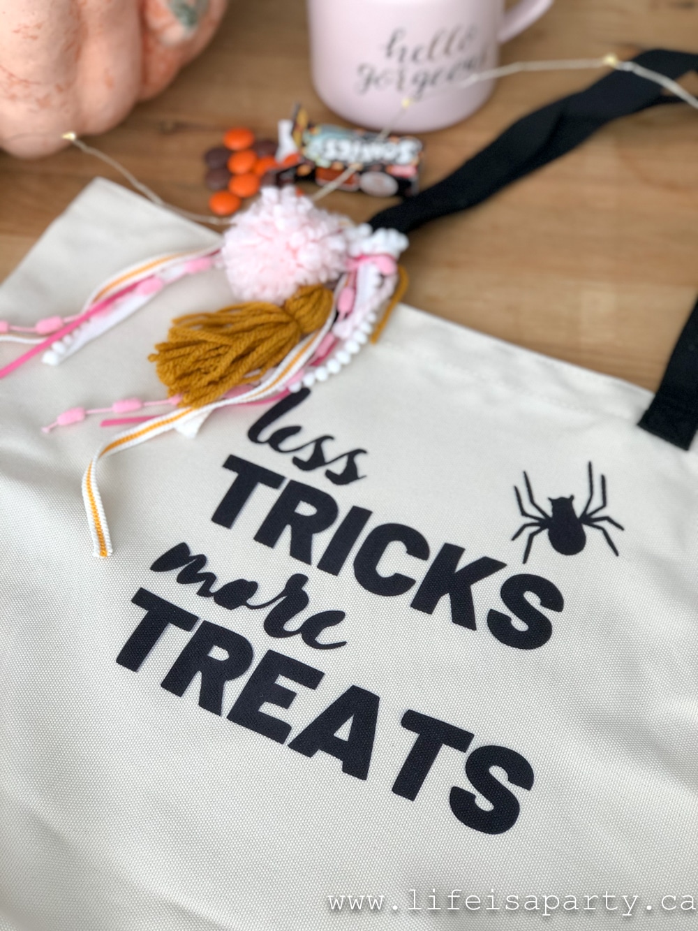 Cricut Halloween DIY Trick or Treat Bag