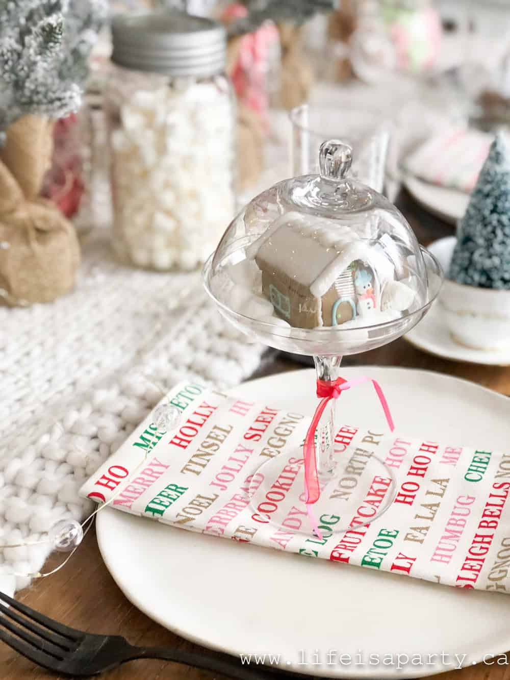 Thrift Store Christmas Table and Thrift Store Tips: beautiful Christmas table put together with thrift store finds, and 9 tips for thrifting.