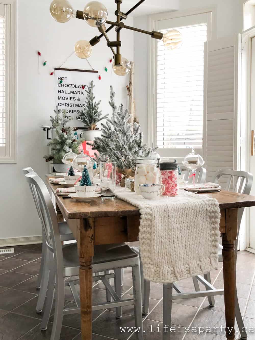 Thrift Store Christmas Table and Thrift Store Tips: beautiful Christmas table put together with thrift store finds, and 9 tips for thrifting.