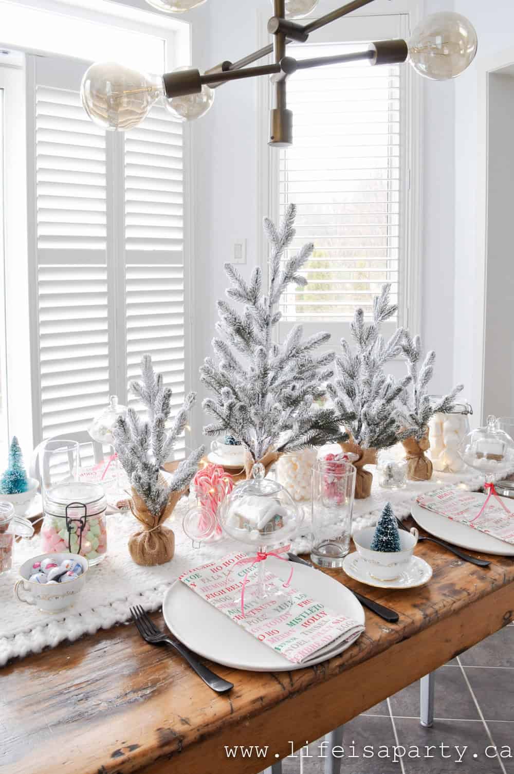 Thrift Store Christmas Table and Thrift Store Tips: beautiful Christmas table put together with thrift store finds, and 9 tips for thrifting.