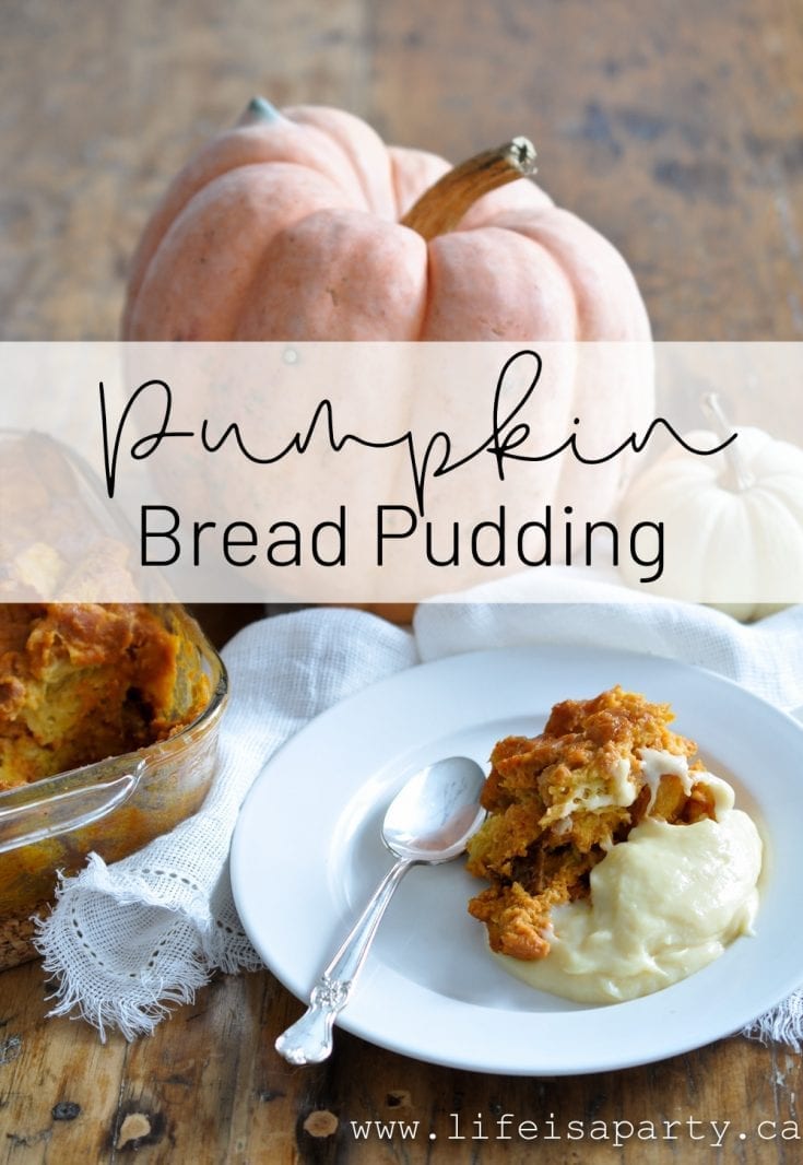 Pumpkin Bread Pudding: this recipe is easy and delicious, perfect for Thanksgiving and the holidays.