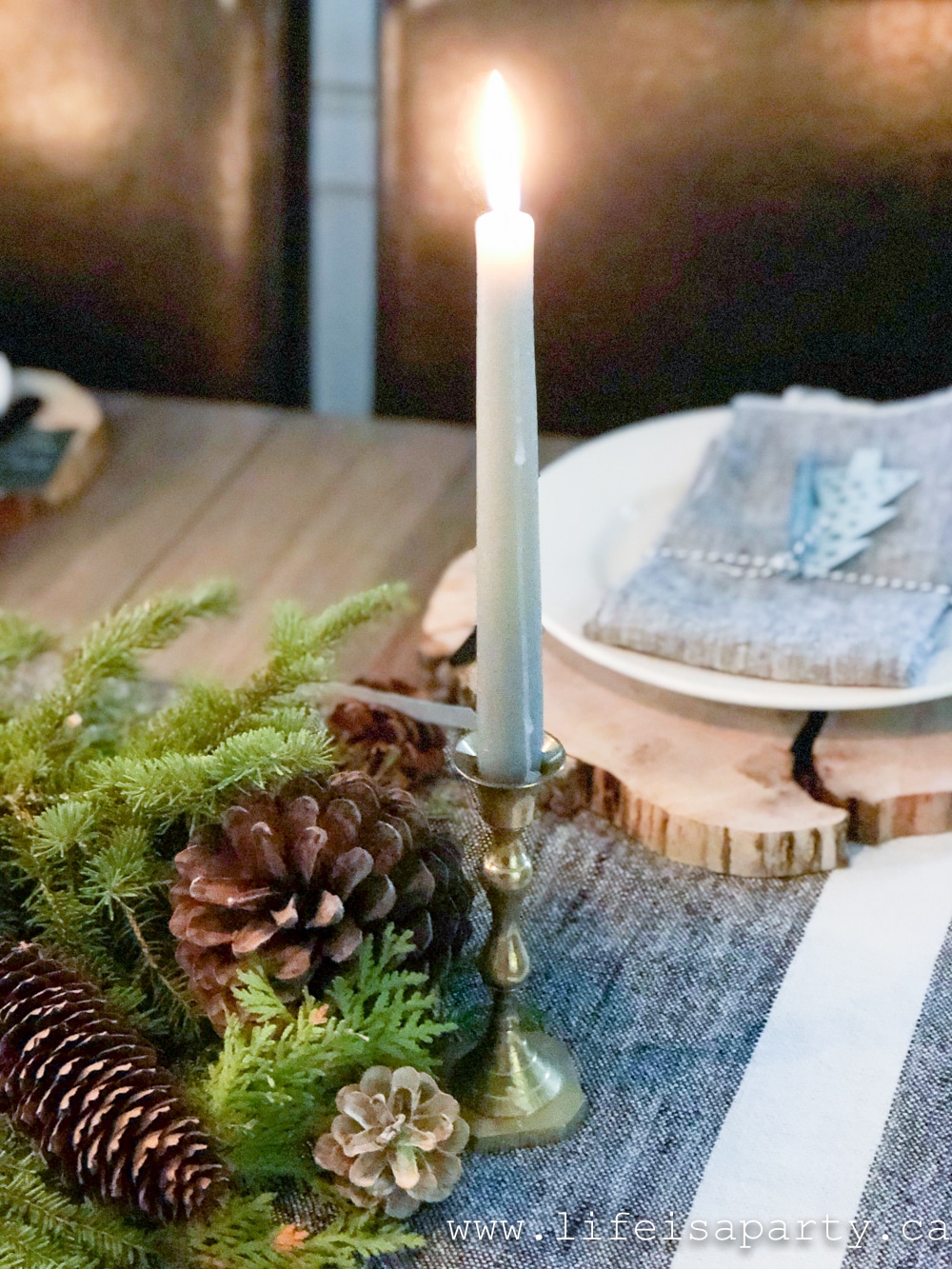 Rustic Scandinavian Christmas Table