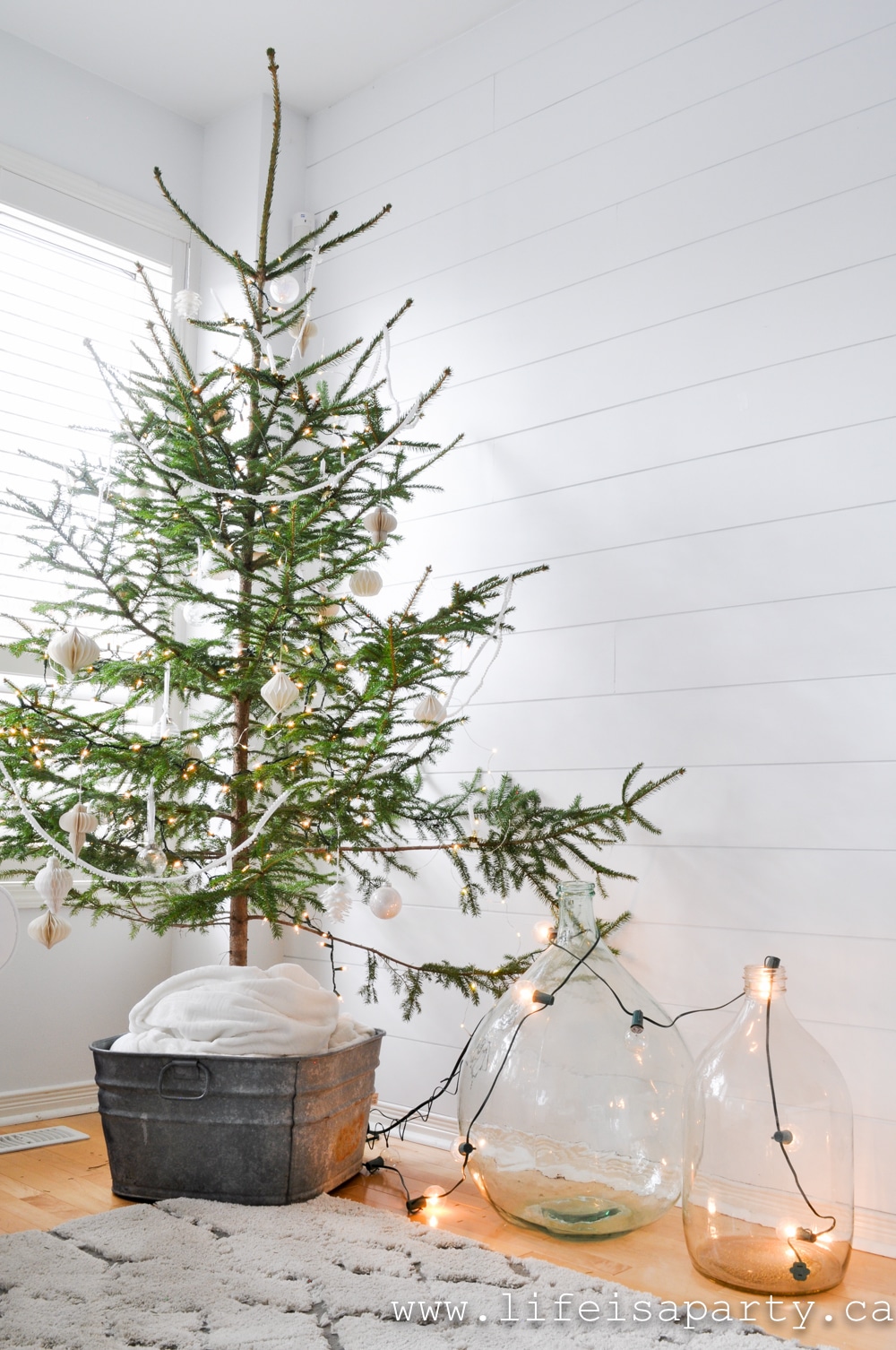 sparse Scandinavian Christmas tree