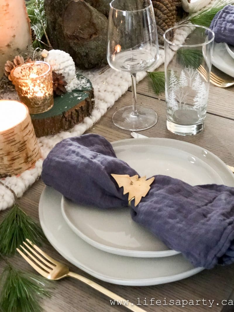 Rustic Christmas Table - Life is a Party