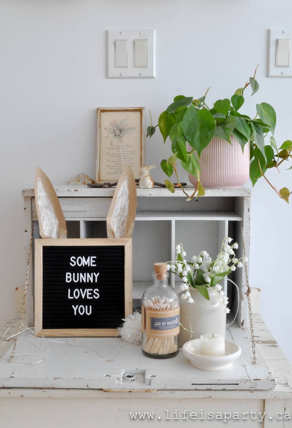 neutral spring decor