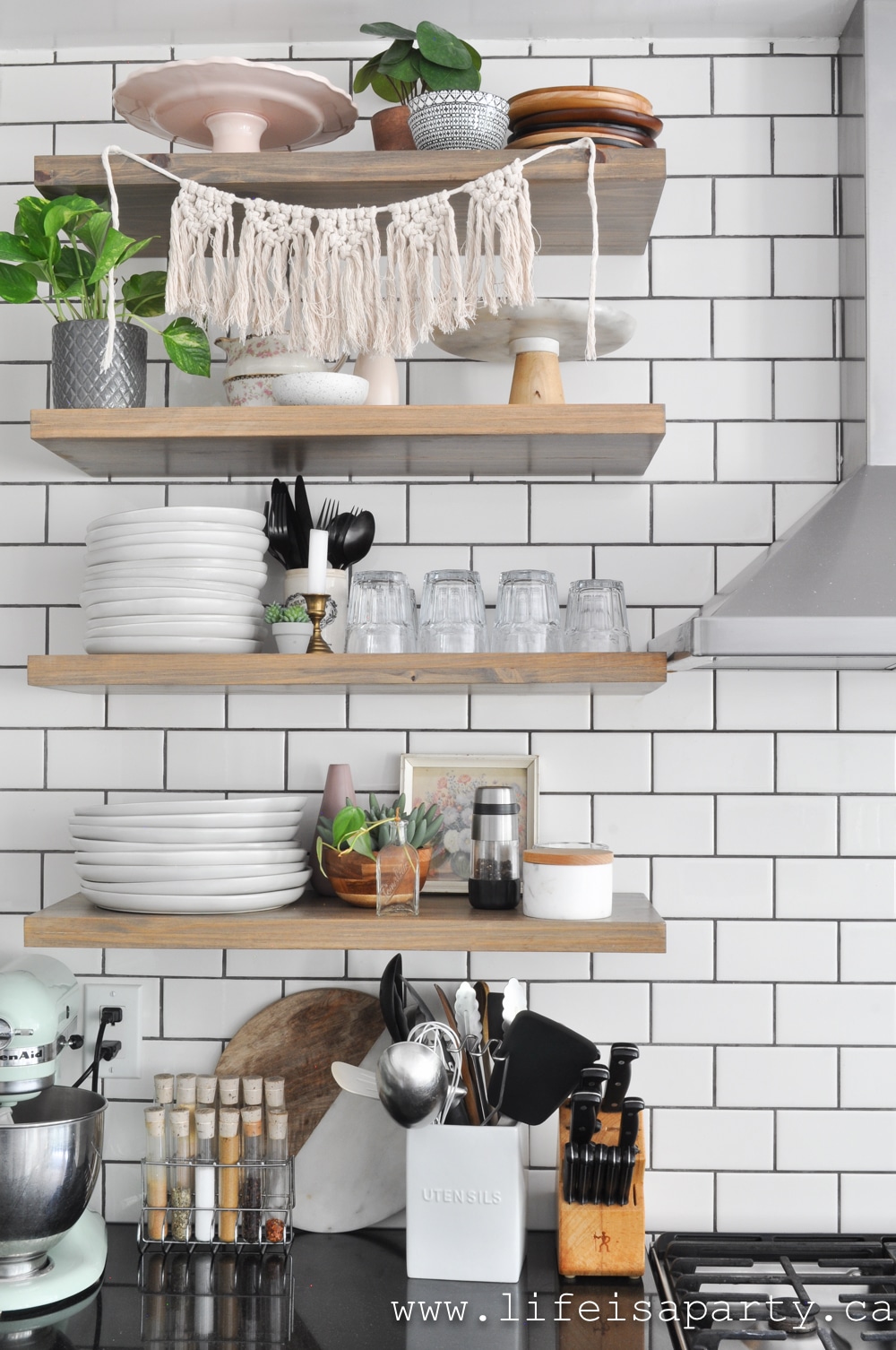 how to style open shelves