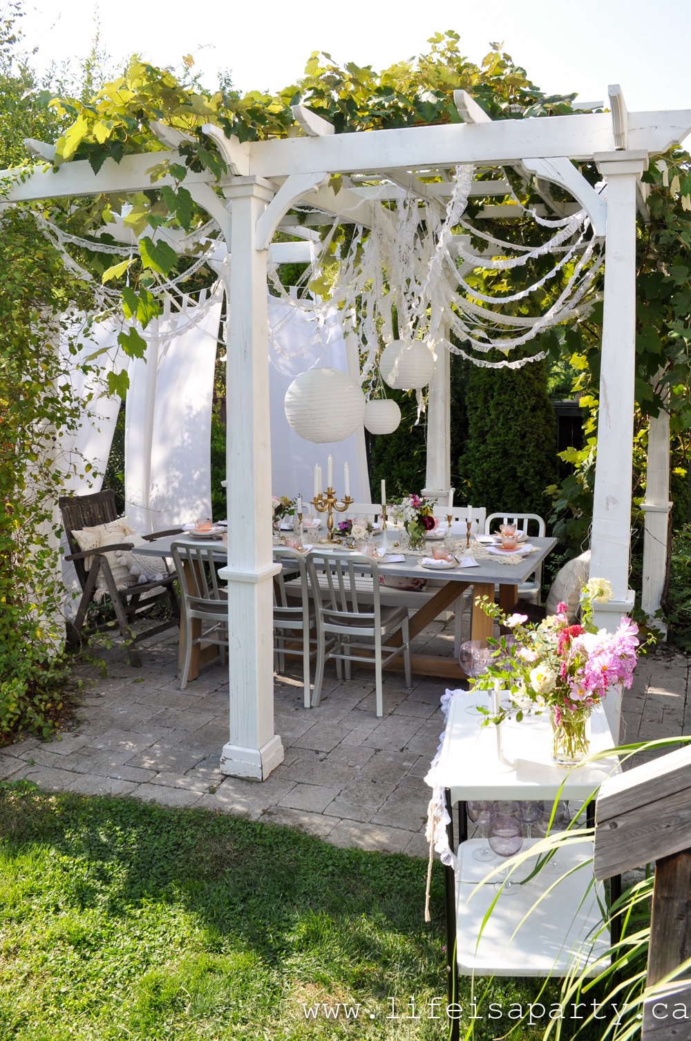 how to throw a summer soiree