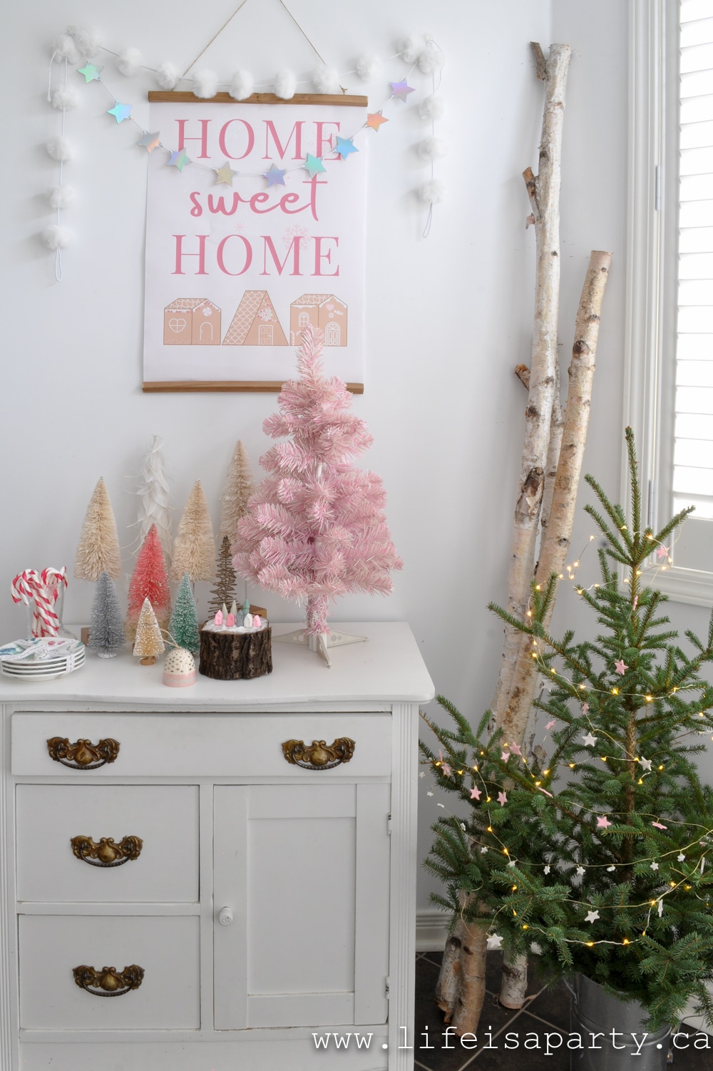pink Christmas decor
