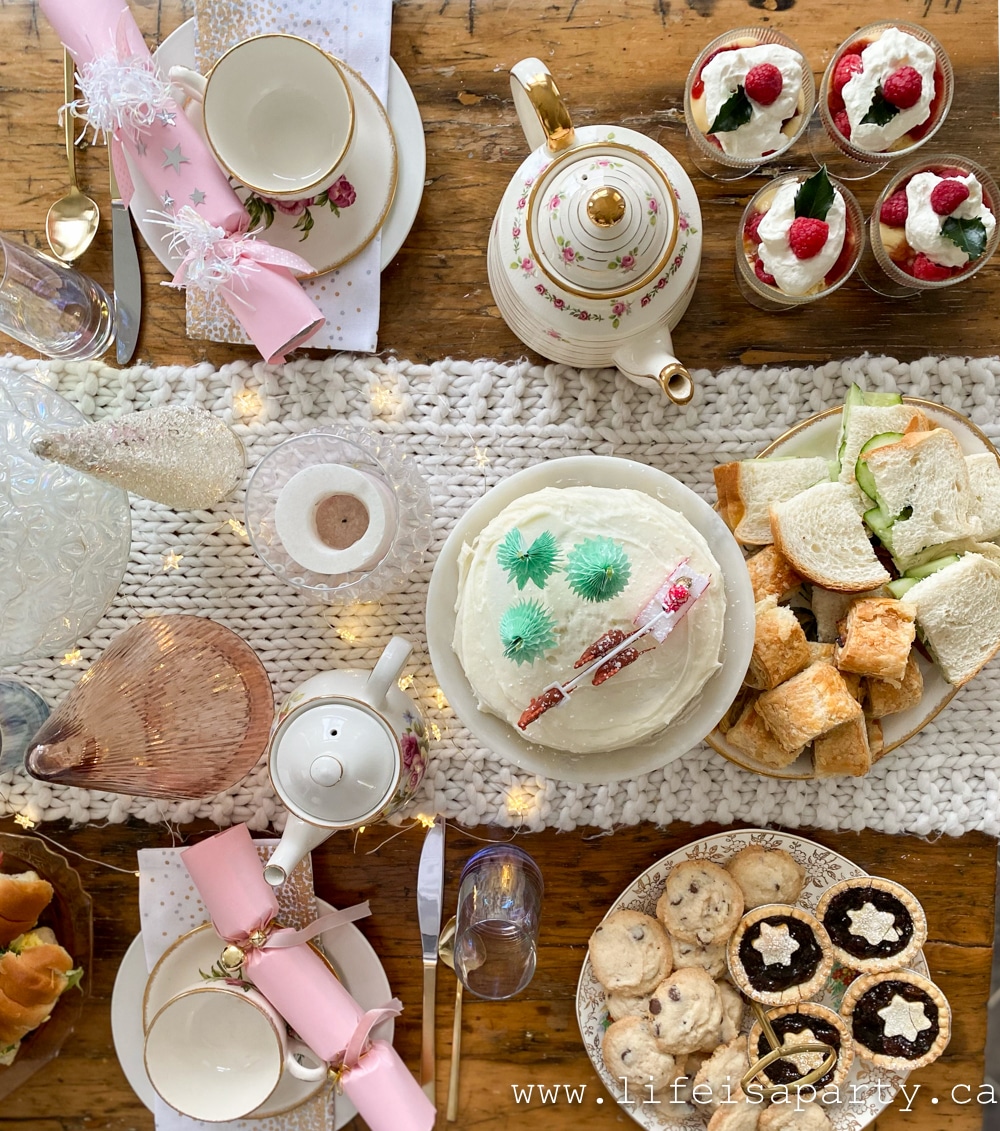 how to have a Christmas tea party