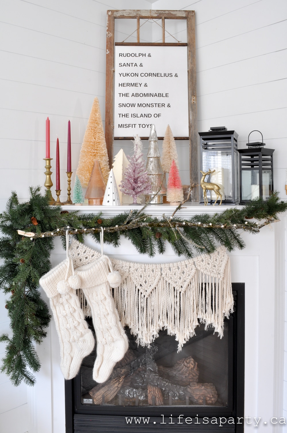 Christmas fireplace mantel