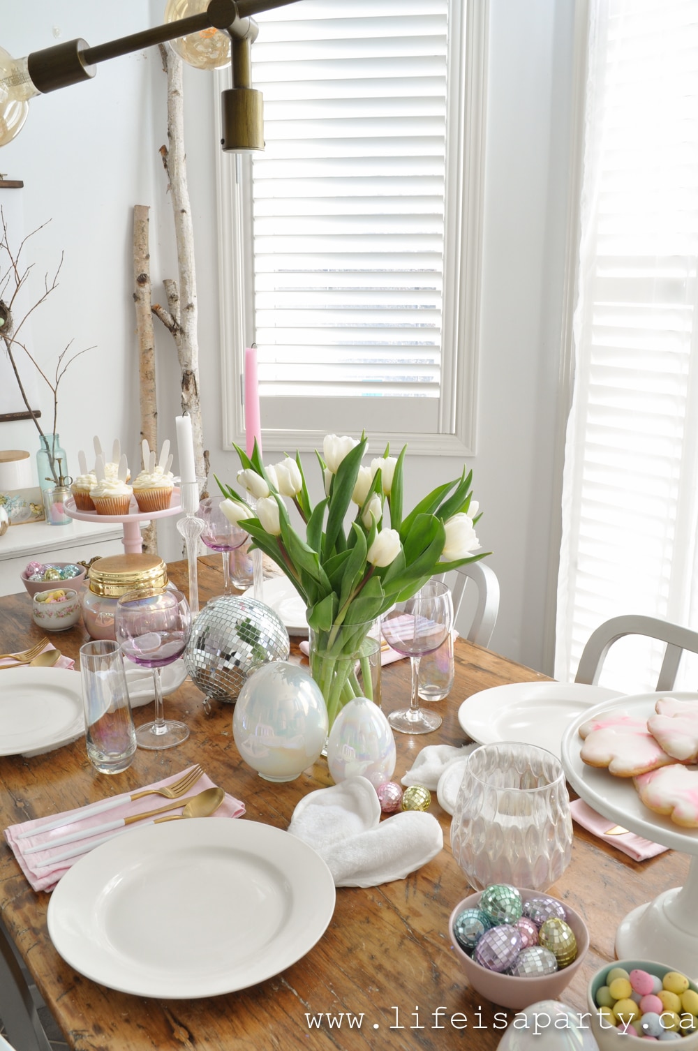 Easter tablescape ideas