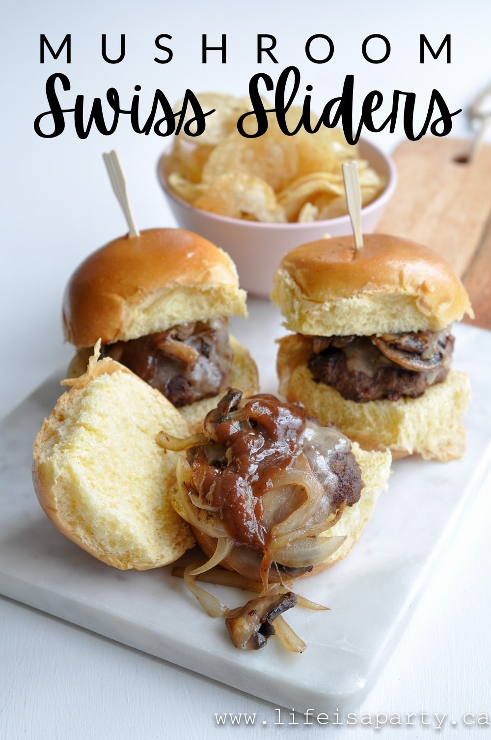 Mushroom Swiss Burger Recipe: these homemade sliders are easy to make and a real crowd pleaser, the perfect combination.