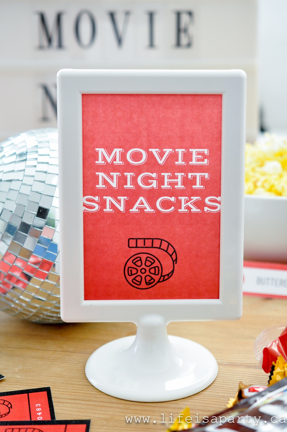 movie night snacks sign free printable