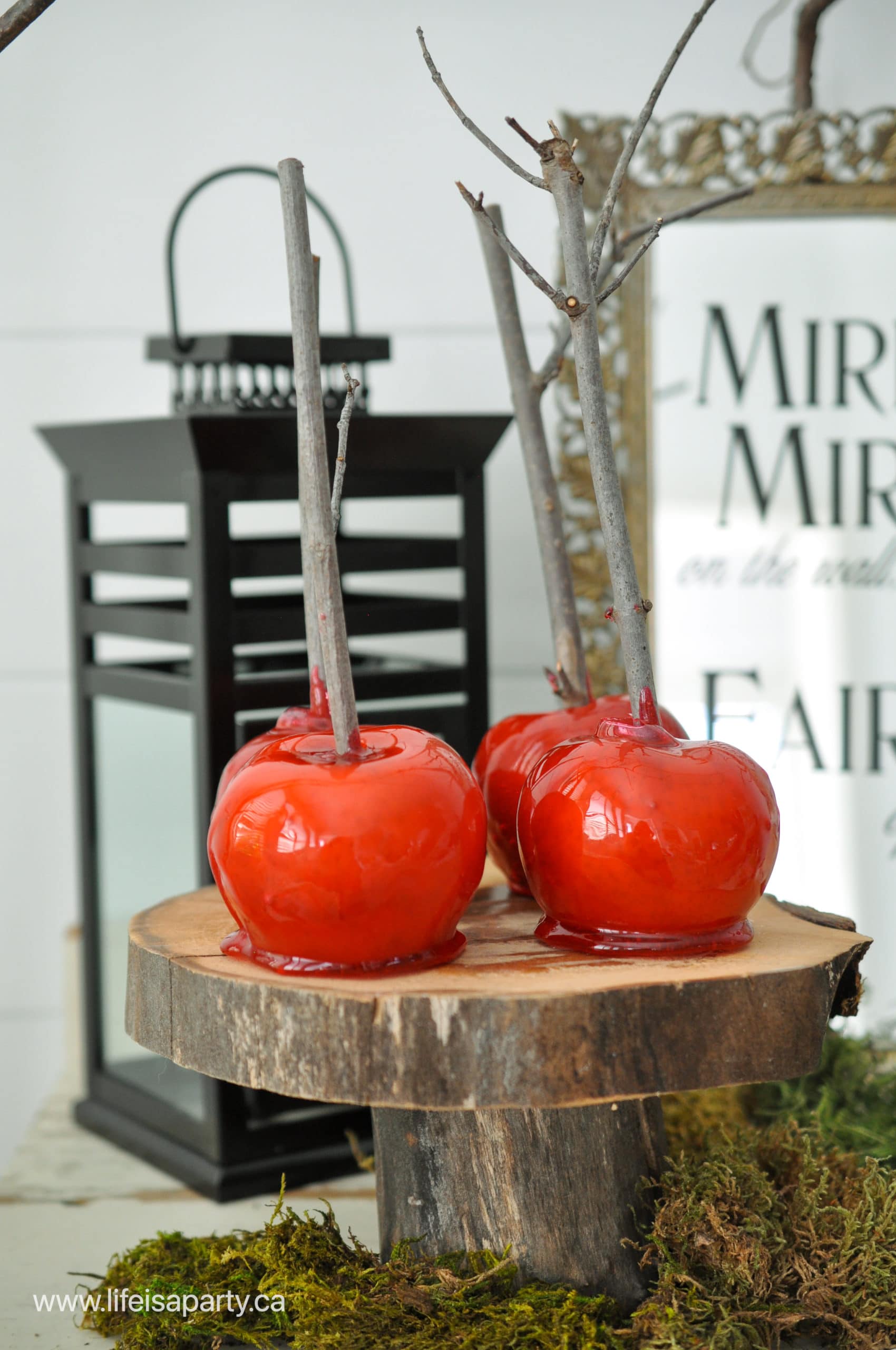 Snow White candy apples