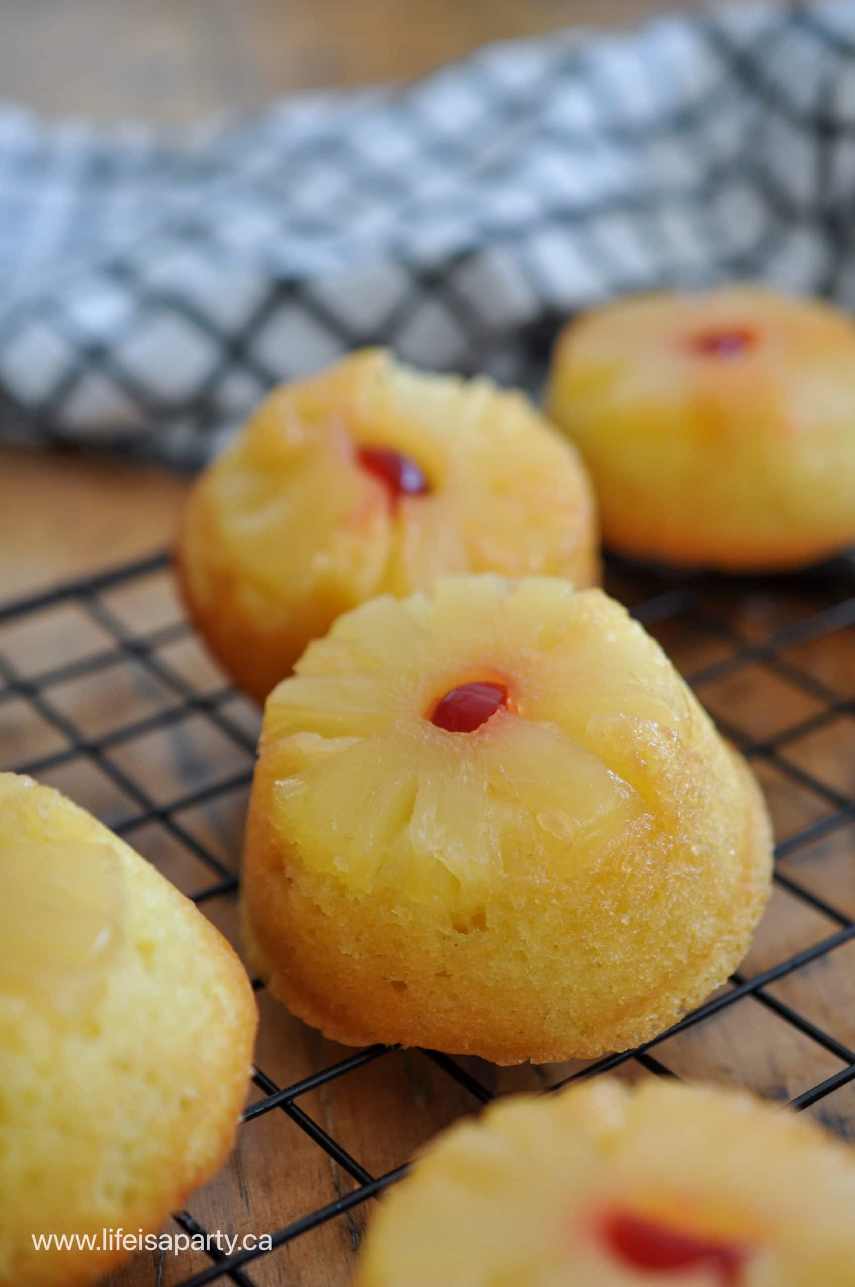 individual pineapple upside down cakes from scratch