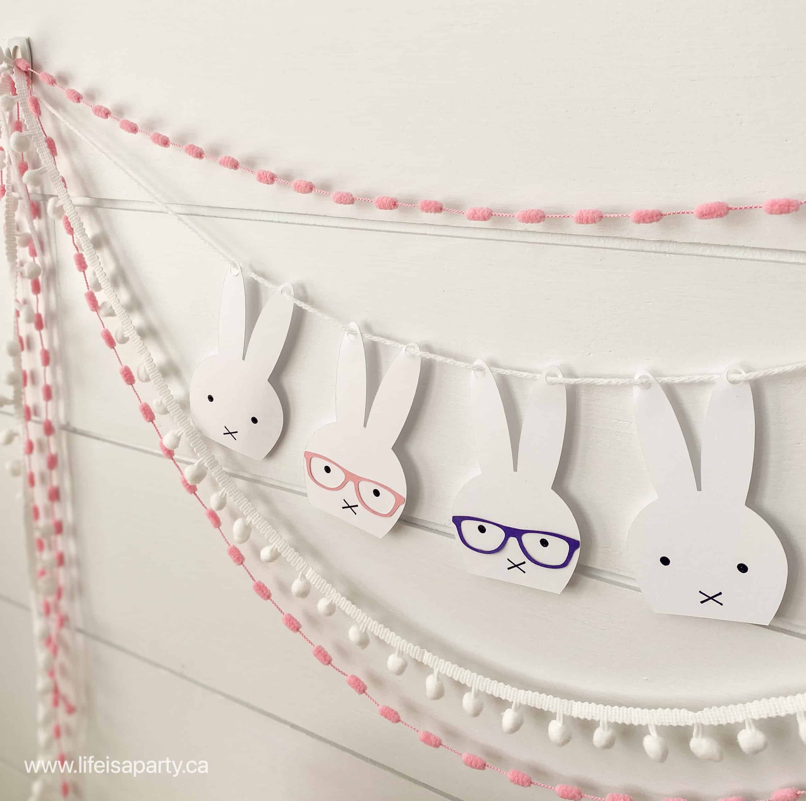 how to make an Easter banner with your Cricut