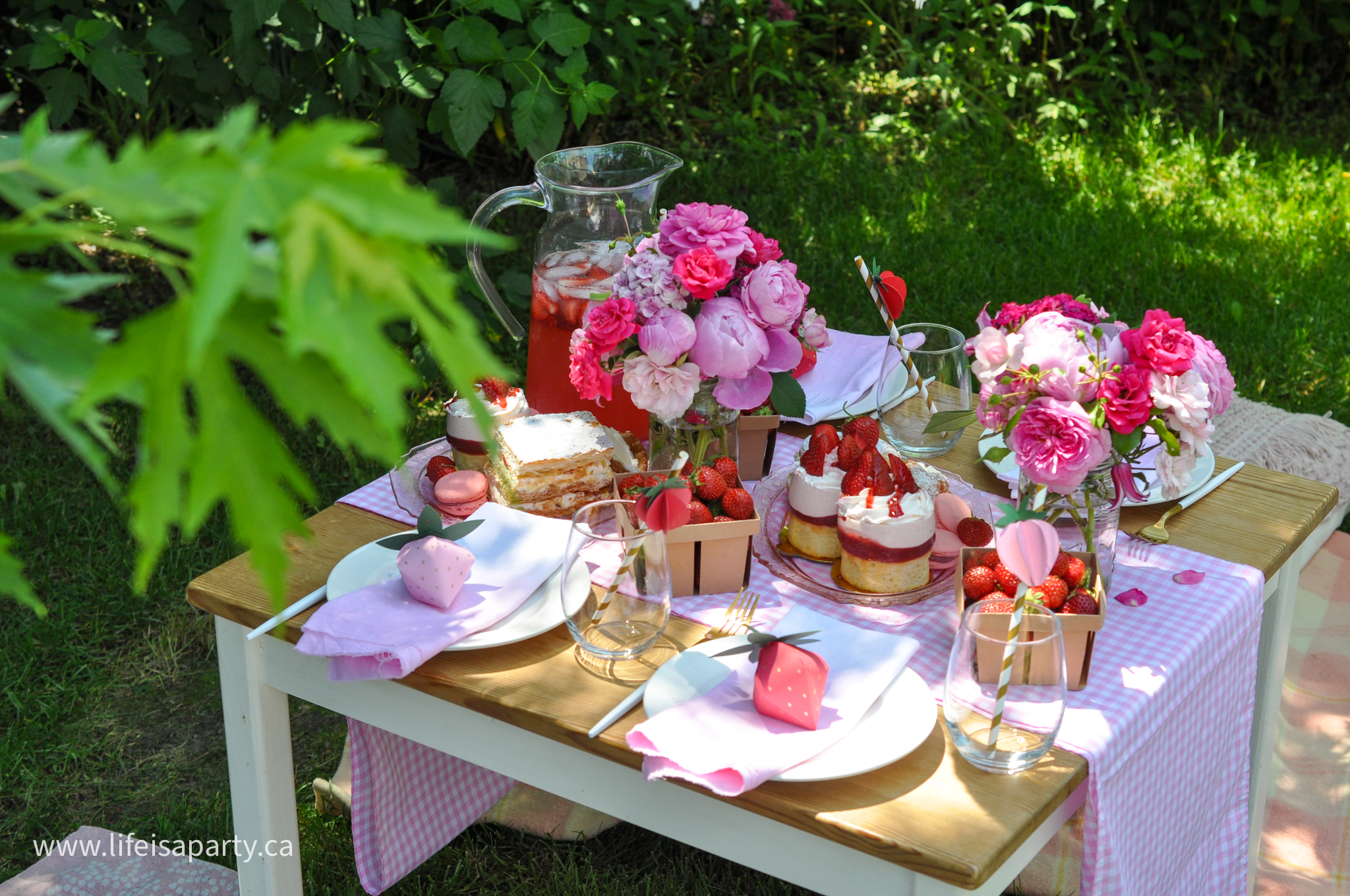 strawberry themed party