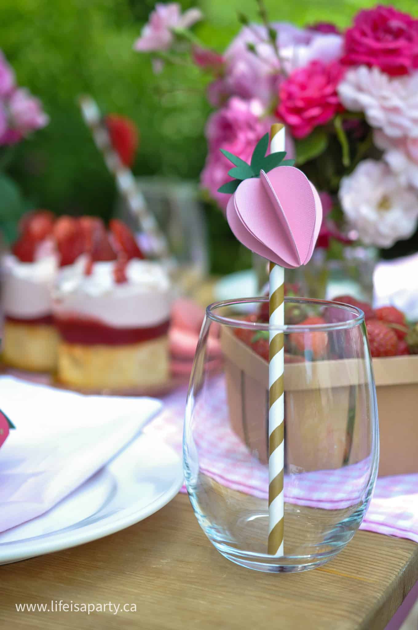 DIY strawberry straw