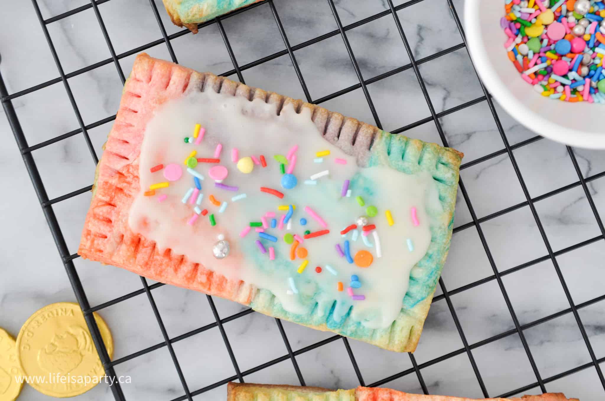 homemade rainbow pop tarts
