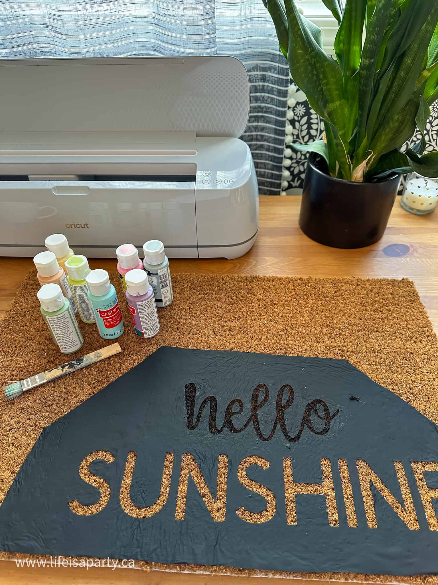 how to use your cricut to make a doormat stencil